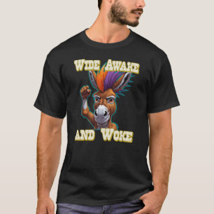 Helt Vaken Och Uppmärksammad T Shirt