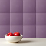 Heltäckt färg-damm, lila China Violet Kakelplatta<br><div class="desc">Fast färg-slättuppen dammig lila China Violet-design.</div>
