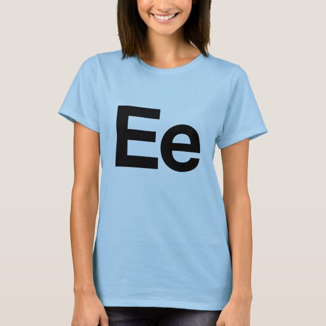 Helvetica Ee T Shirt (Framsida)
