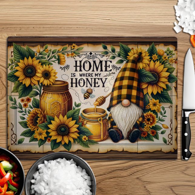 Hem är där min honungsrustiska Blommigt Gnome (Home Is Where My Honey Rustic Floral Gnome Cutting Board)