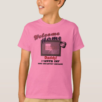 Hem- militärt beställnings- foto för välkomnande t-shirt