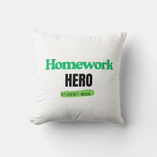 Hemarbete Hero: Student Mode Tee Kudde