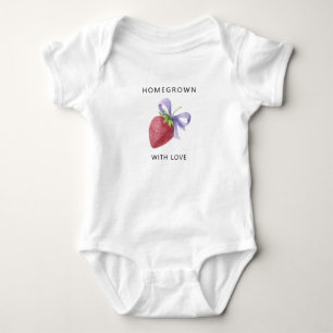 Hemmagjord med kärlek - Jordgubbe med rosett - T Shirt