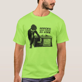 HEMMASTADD UTSLAGSPLATS FÖR FANTASTISK KLOCKA TEE SHIRT