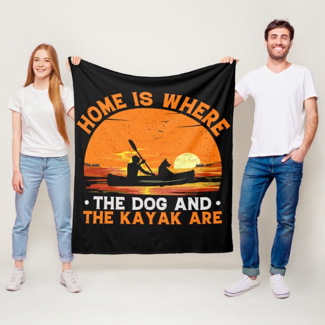 Hemmet är där Hund och Kayak är Fleecefilt (På plats)