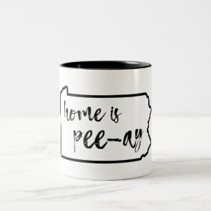Hemmet är Pee-Ay Pennsylvania Två-Tonad Mugg