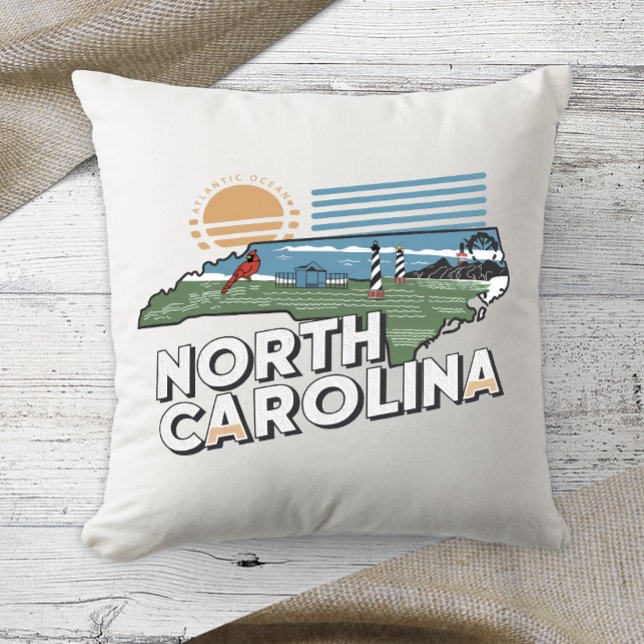 Hemstat Retro Färg North Carolina Kudde (Skapare uppladdad)