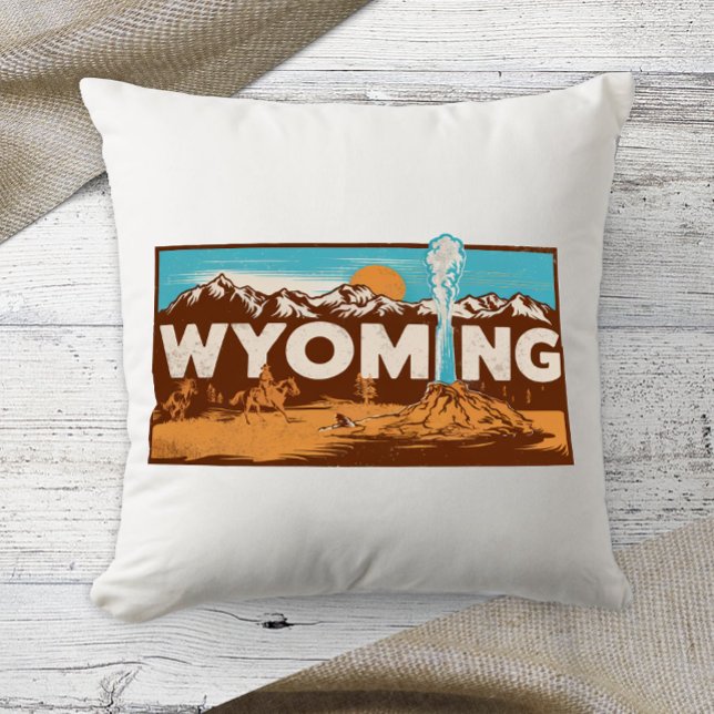 Hemstat Wyoming Retro Färg Kudde (Skapare uppladdad)