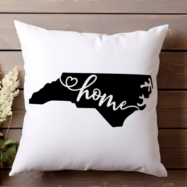 Hemstatens kontur hjärta North Carolina Kudde (Skapare uppladdad)