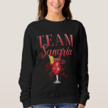 Hen Party Team Sangria Cocktail för Bartender T Shirt<br><div class="desc">Hen Party Team Sangria Cocktail för Bartender</div>