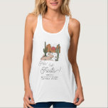 Hennes sista Fiesta Boho Desert Bachelorette Helg Linne Med Racerback<br><div class="desc">Vi presenterar vårt anpassade Minimal Desert Fiesta Bachelorette-tanktop för brudens sida: Hennes sista fiesta! Låt nedräkningen till din Scottsdale eller öknen Bachelorette helg börja med denna elegant och ett modernt, minimalt bakterieparti. Samla dina bästa flickvänner till en oförglömlig flickas helg på ett andningsrikt ökenmål. Våra skjortor och tanktop i anpassningsbarna...</div>