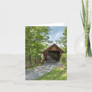 Henniker Covered Bridge i sommaranteckningskort Tack Kort