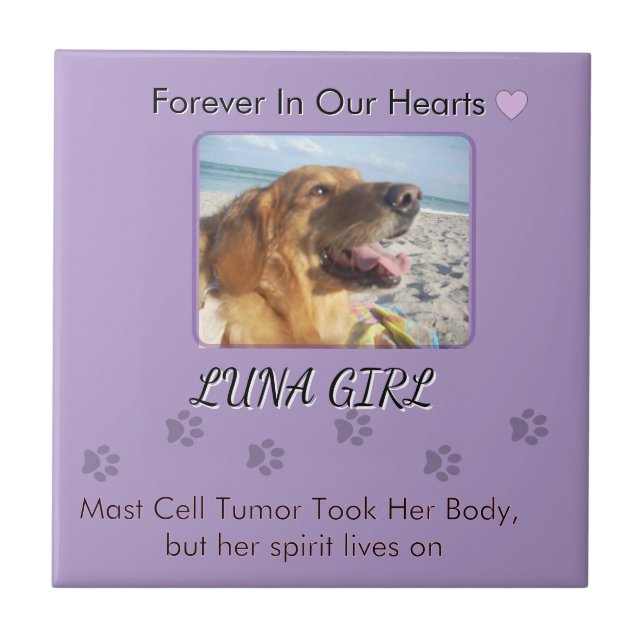 Her Memory in Gentle Purple Kakelplatta (Framsidan)