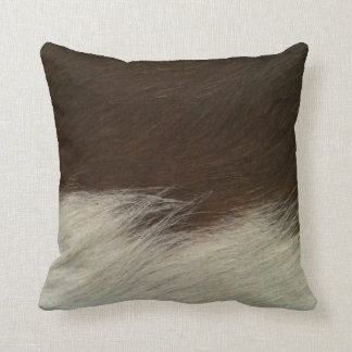Hereford Brown och White Faux Cowhide Throw Kudde