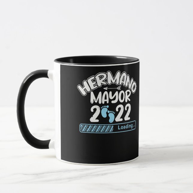 Hermano Mayor 2022 Loading Mugg (Vänster)