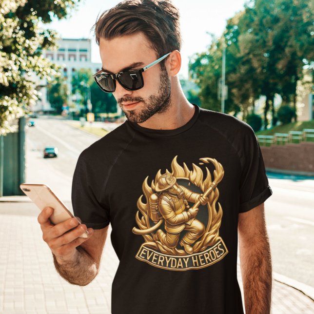 Heroic Fireman: Redot att ta itu med flammen T Shirt (Skapare uppladdad)