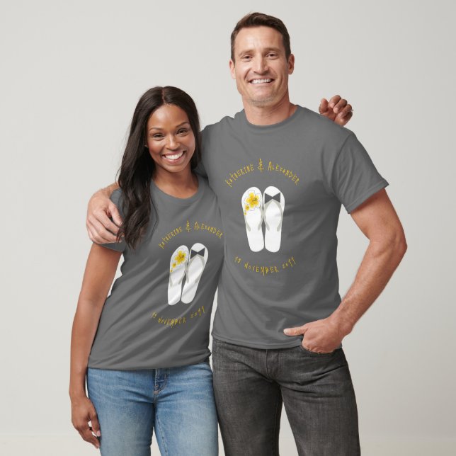 Herr & Fru Flip Flops Gul Hibiskus Strandbröllop Tee Shirt (Unisex)