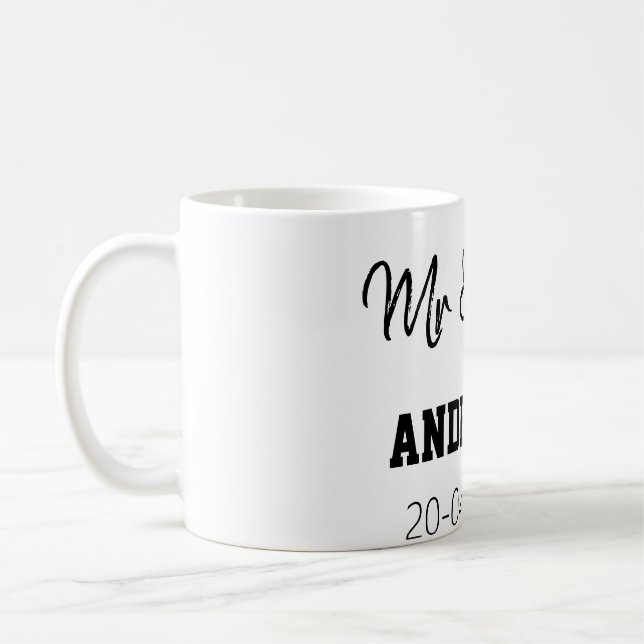 Herr & Fru lägg till efternamn datum år bröllopsgå Kaffemugg (Vänster)