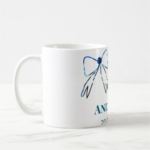 Herr & Fru lägg till namn datum bröllopsgåva bow b Kaffemugg
