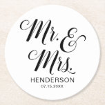 Herr och fru Namn Bröllop Underlägg Papper Rund<br><div class="desc">Lägg till en personlig till underläggen med eleganten "Mr & Mrs"-perfekt för nylweds!</div>
