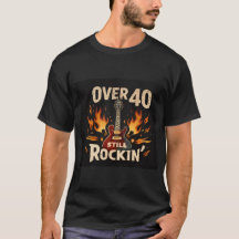 Herr- T-Shirt med grafisk tryck “Fortfarande rocka