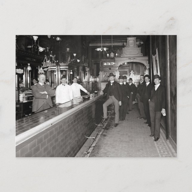 Herrar som dricker vid Pub 1910 Vykort (Framsida)