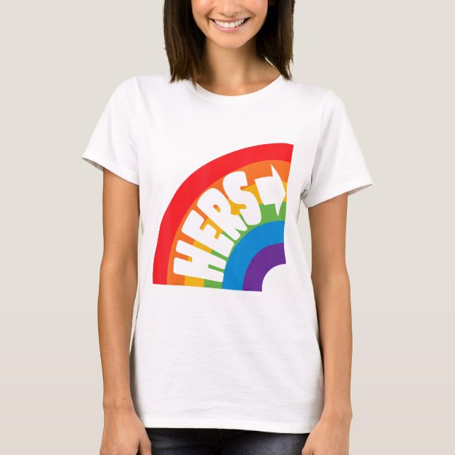 Hers Rainbow Arrow T Shirt (Framsida)