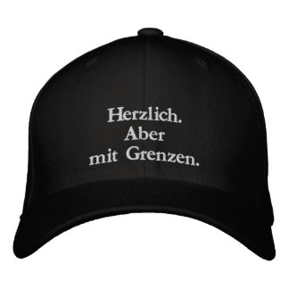 Herzlich. Aber mit Grenzen. – Bestickte Kappe Broderad Keps