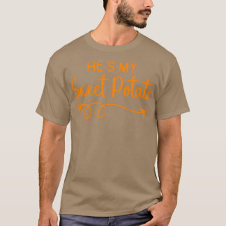 Hes Min sötpotatis i Yam Thanksgiving Par T Shirt