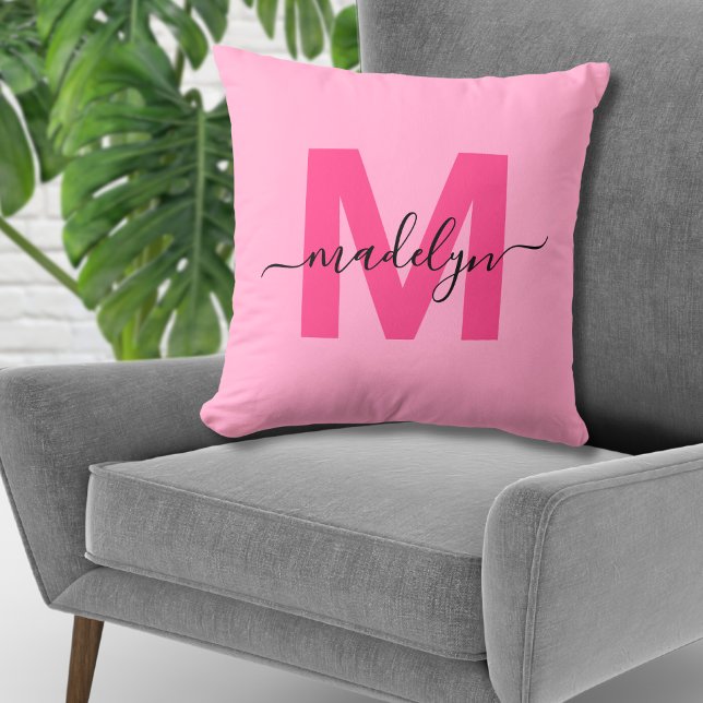 Hetero Rosa Initial Namn Monogram Kudde (Skapare uppladdad)