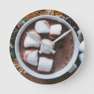 Hett choklad och marshmallow kakao rund klocka