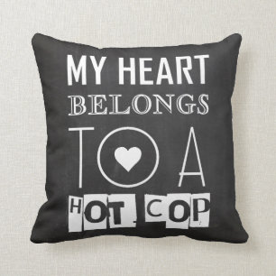 "HETT COP" COOLA POLICE OFFICER TYPOGRAPHY GIFT KUDDE