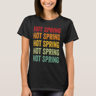 Hett Vår County Arkansas Rainbow Text Design T Shirt