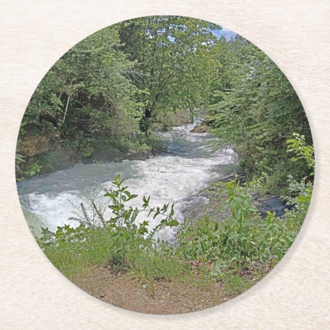 Hett Vår Village Stream Underlägg Papper Rund (Framsidan)