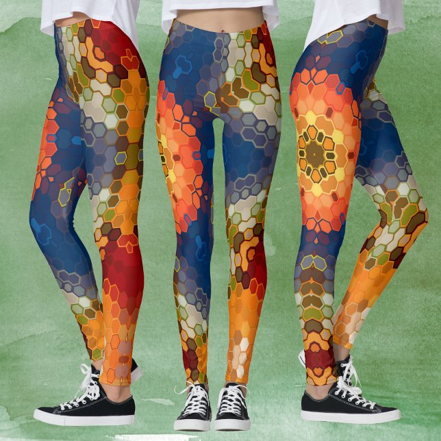 Hex Mandala Blue Orange och Red Leggings (Blue Orange and Red Hexagon Mandala Leggings by Wormhole Orbital)