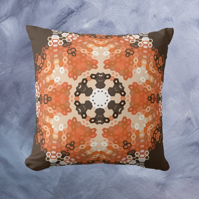 Hex Mandala Orange White och Brown Kudde (Skapare uppladdad)