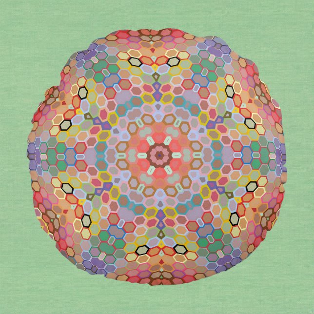Hex Mandala Regnbåge Rund Kudde (Rainbow Hexagon Mandala Round Pillow by Wormhole Orbital)