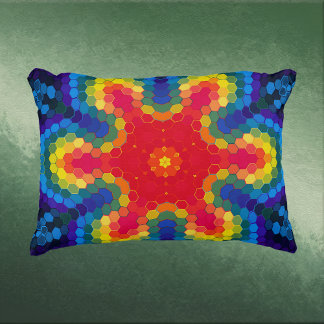 Hex Mandala Röd Gul och Blå Prydnadskudde