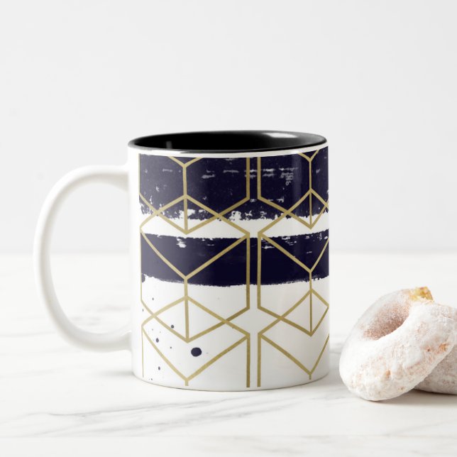 Hexagon Modern Navy Blue Guld Geometric Glam Två-Tonad Mugg (Med munk)