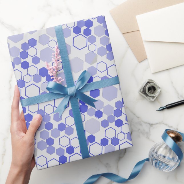 Hexagon mönster 01b.Blue Offwhite BG Presentpapper (Gifting)