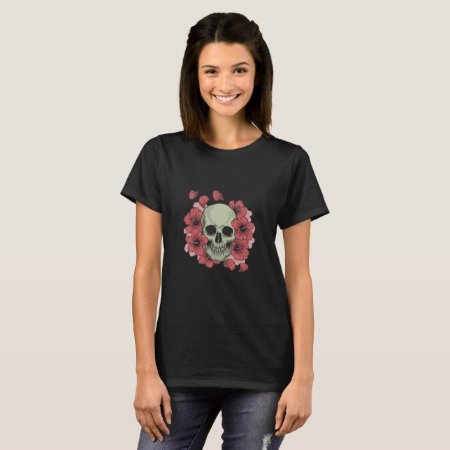 Hibiscus Flowers och Skull Tee (Hel framsida)