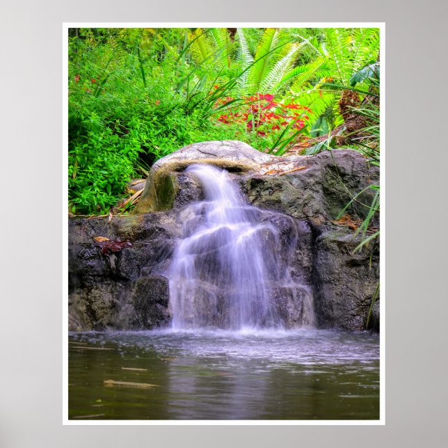 Hidden Garden Cascade Poster (Framsidan)