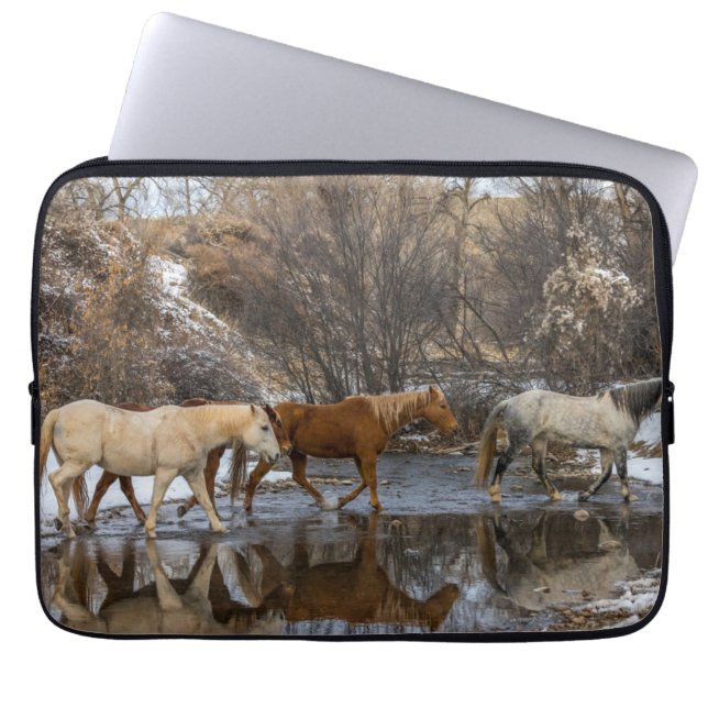 Hideout Horse Ranch Laptop Fodral (Framsidan)