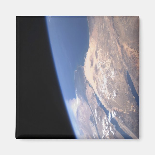 High oblique scen magnet (Framsidan)