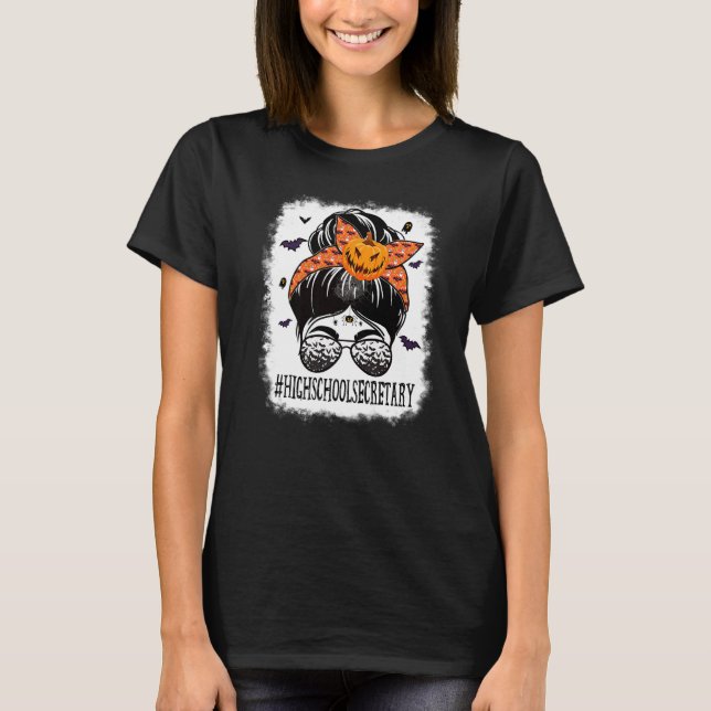 High School Secretary Messy Bun Spooky Bat Orange  T Shirt (Framsida)