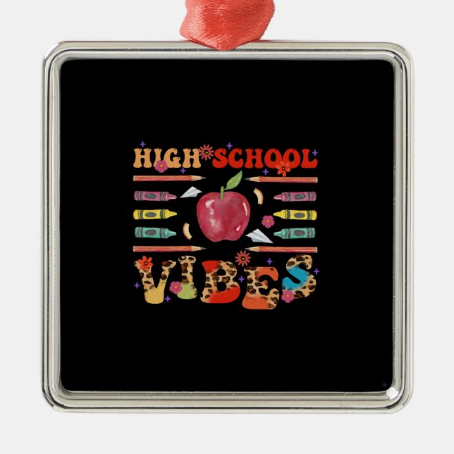 High School Vibes Julgransprydnad Metall (Framsidan)