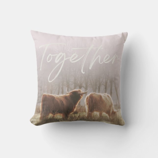 HIghland Cow Cattle Together Square Cushion Pillow Kudde (Framsida)