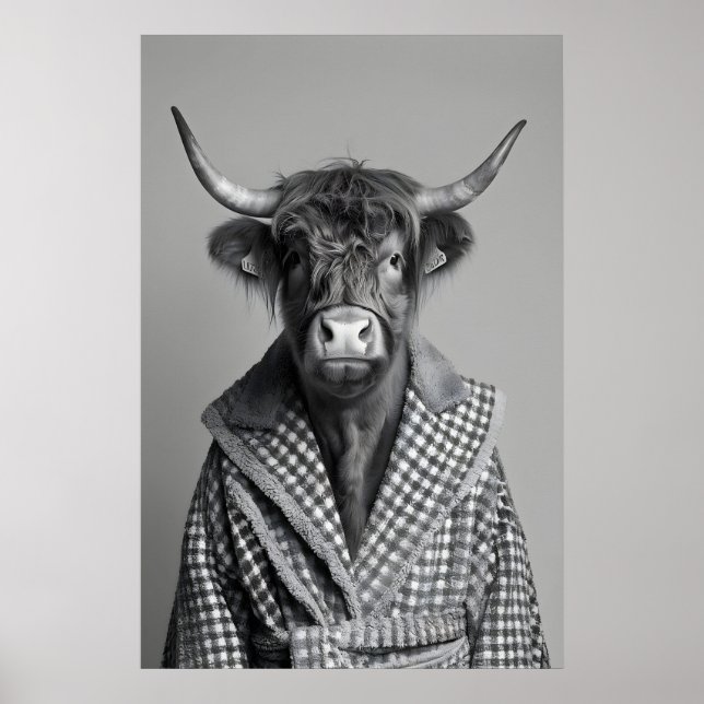 Highland Cow in Bathrobe Print, Funny Bathroom Poster (Framsidan)