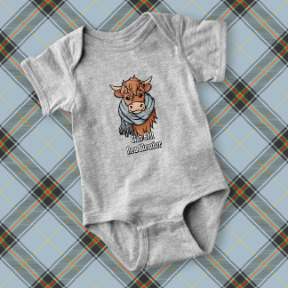 Highland Cow med Bell Tartan Scarf T Shirt