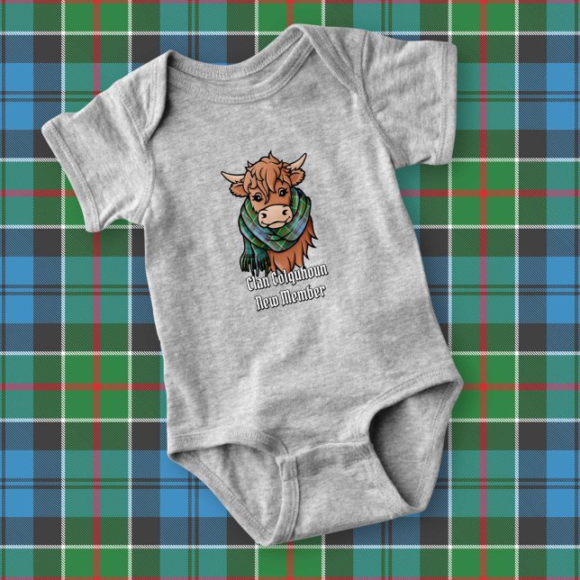 Highland Cow med Colquhoun Tartan Scarf T Shirt (Skapare uppladdad)